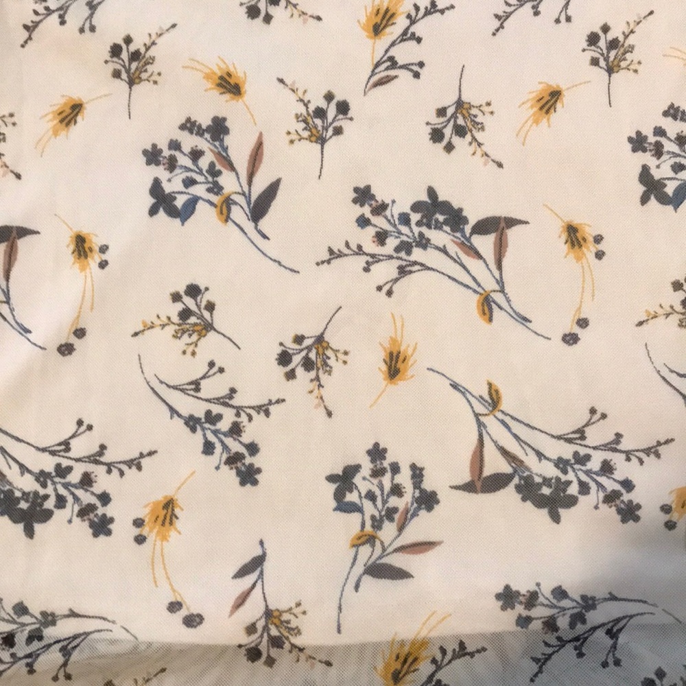 Blouse - Picture 2 of 3